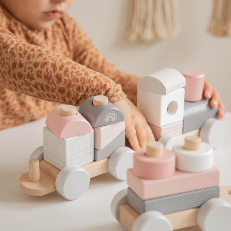 Miért válassz fa játékokat a kisgyerekednek?